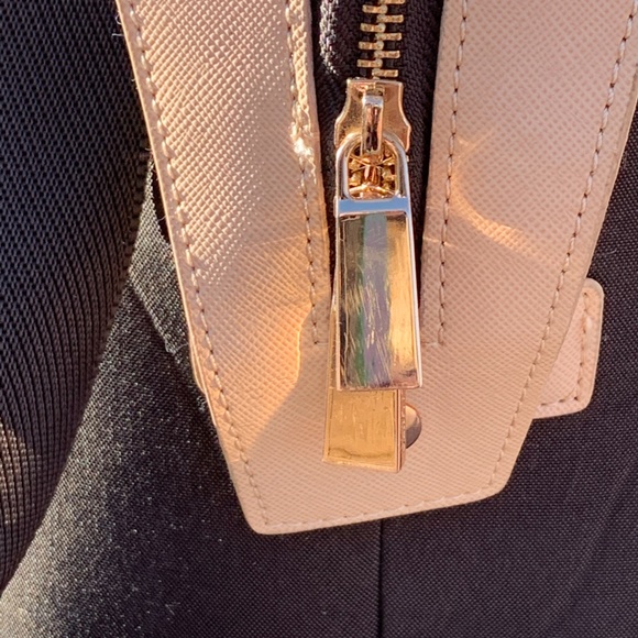 Vince Camuto Large Travel Laptop Bag - Picture 10 of 16